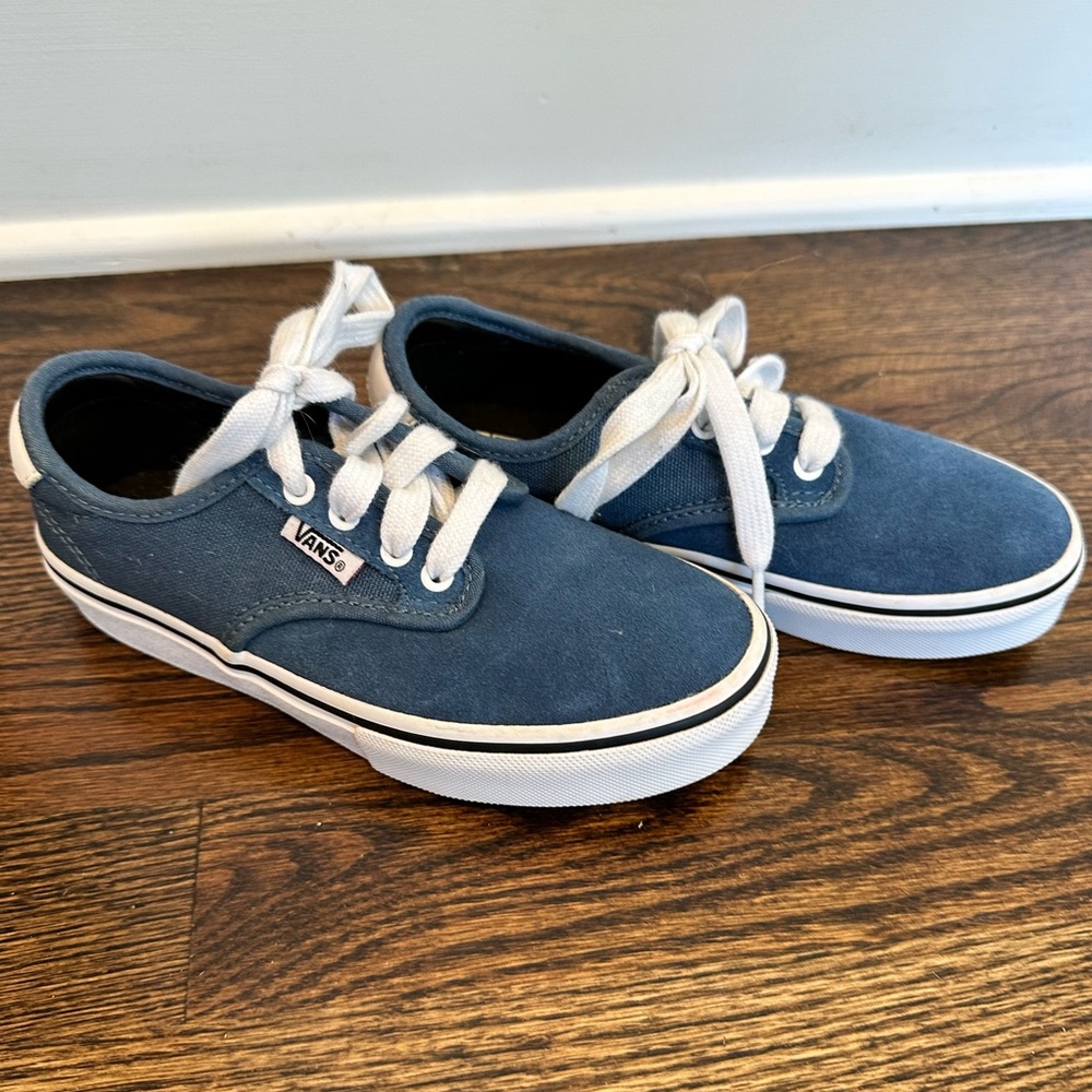 Vans kids pro with suede tops and cushioned soles, blue, size 13, never worn